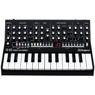 Аналоговый синтезатор Roland SE-02 Изображение