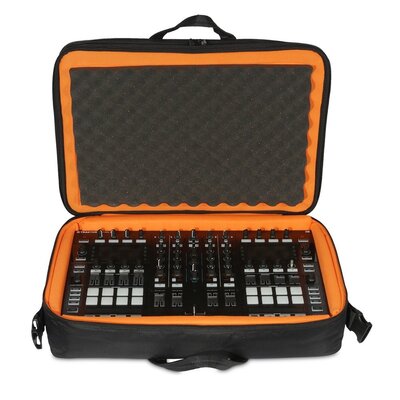 Сумка для DJ-обладнання UDG Ultimate MIDI Controller SlingBag Large Black/Orange MK3 (U9013) Зображення