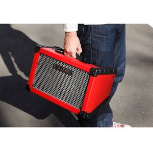 Комбоусилитель Roland Cube Street Изображение