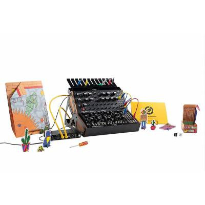 Синтезатор аналоговый MOOG SOUND STUDIO SEMI MODULAR BUNDLE MOTHER-32 and DFAM Изображение