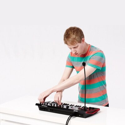 Синтезатор Roland JD-Xi Изображение