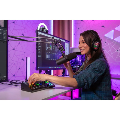 Ігровий аудіомікшер Roland BRIDGE CAST X Зображення