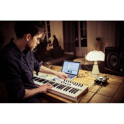 MIDI-клавиатура Arturia KeyLab Essential 49 Изображение