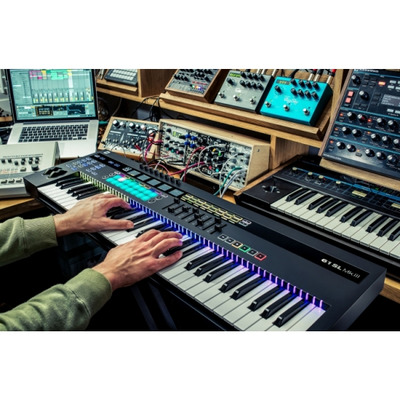 MIDI-клавиатура Novation 61SL MkIII Изображение