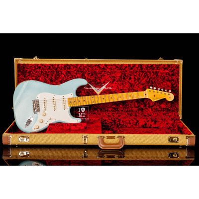 Електрогітара FENDER CUSTOM SHOP 1957 STRATOCASTER RELIC FADED AGED DAPHNE BLUE Зображення