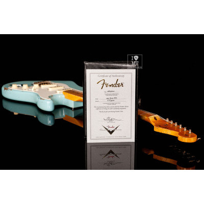 Електрогітара FENDER CUSTOM SHOP 1957 STRATOCASTER RELIC FADED AGED DAPHNE BLUE Зображення