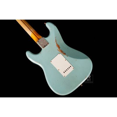 Електрогітара FENDER CUSTOM SHOP 1957 STRATOCASTER RELIC FADED AGED DAPHNE BLUE Зображення