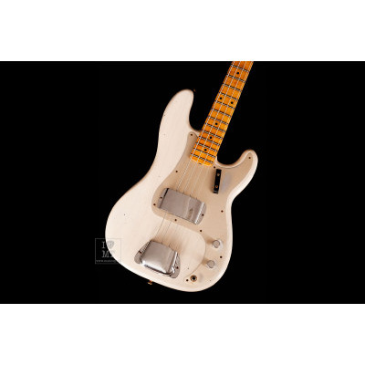 Бас-гитара FENDER CUSTOM SHOP 1959 PRECISION BASS JOURNEYMAN RELIC AGED WHITE BLONDE Изображение
