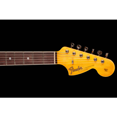 Электрогитара FENDER CUSTOM SHOP LIMITED EDITION '67 STRATOCASTER HSS JOURNEYMAN RELIC AGED VINTAGE WHITE Изображение