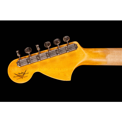 Электрогитара FENDER CUSTOM SHOP LIMITED EDITION '67 STRATOCASTER HSS JOURNEYMAN RELIC AGED VINTAGE WHITE Изображение
