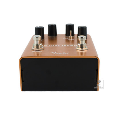 FENDER PEDAL MTG TUBE TREMOLO Педаль ефектів Зображення