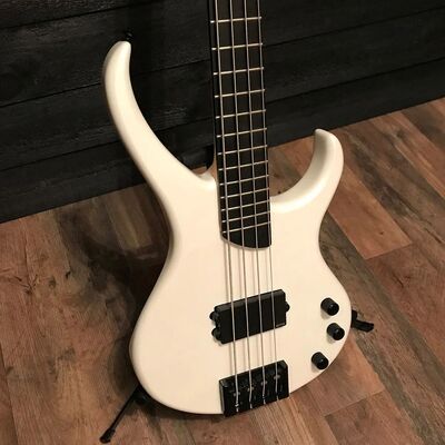 KRAMER KDB2PWBH1 - Бас гитара четырехструнная Изображение