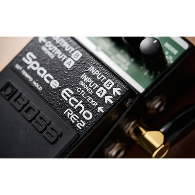 Педаль еффектов Boss RE-2 Изображение