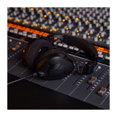 Навушники RODE NTH-100 Зображення