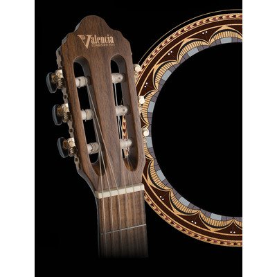 VALENCIA VC304CE - 4/4 классическая гитара с вырезом и подключением Изображение