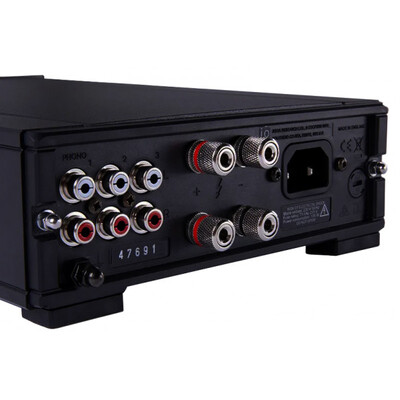 Виниловая акустическая система Rega System One Изображение