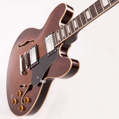 Vintage VSA500W ReIssued электрогитара Изображение