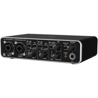 Аудиоинтерфейс Behringer UMC204HD Изображение