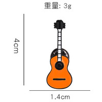 Сувенирная брошь "Класическая гитара" Изображение