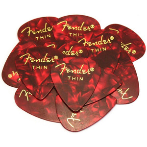 Набор медиаторов Fender 351 Premium Celluloid Red Moto Thin (098-0351-709) Изображение