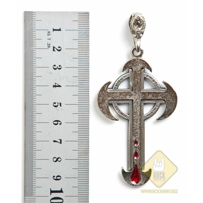 Кулон готический Крест с каплями Изображение