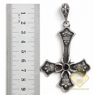 Кулон готический Перевёрнутый крест Изображение