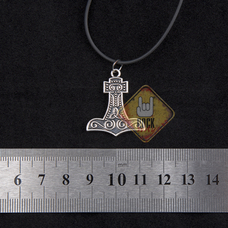 Кулон Молот Тора (С трикветром) Изображение