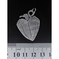 Кулон музыкальный Green Day (граната сердце) Изображение