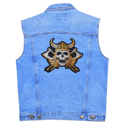 Нашивка термо Череп вікінга в шоломі та з сокирами наспинна (thps-070) Зображення