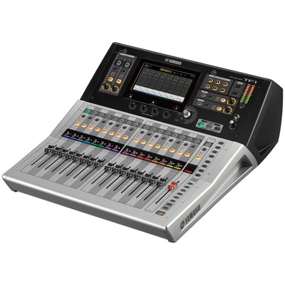 Цифровой микшерный пульт Yamaha TF1 Изображение