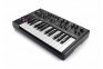 Синтезатор NOVATION AFX Station  3
