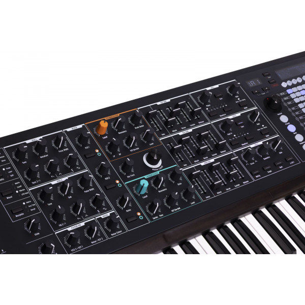 Аналоговий синтезатор Arturia PolyBrute Noir Edition 8