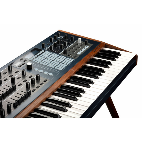 Аналоговий синтезатор Arturia PolyBrute 5