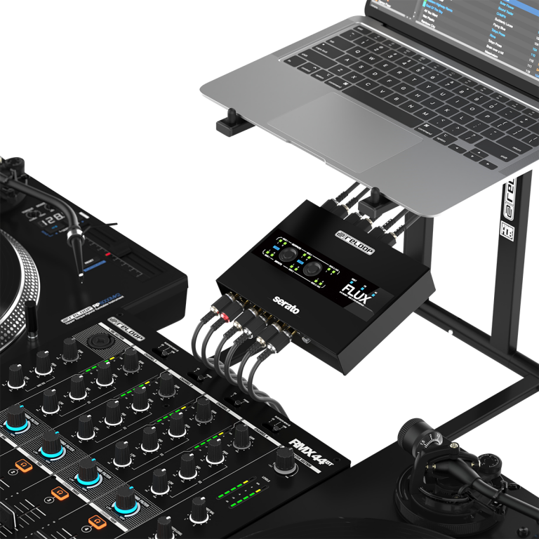 Аудиоинтерфейс Reloop Flux USB 3