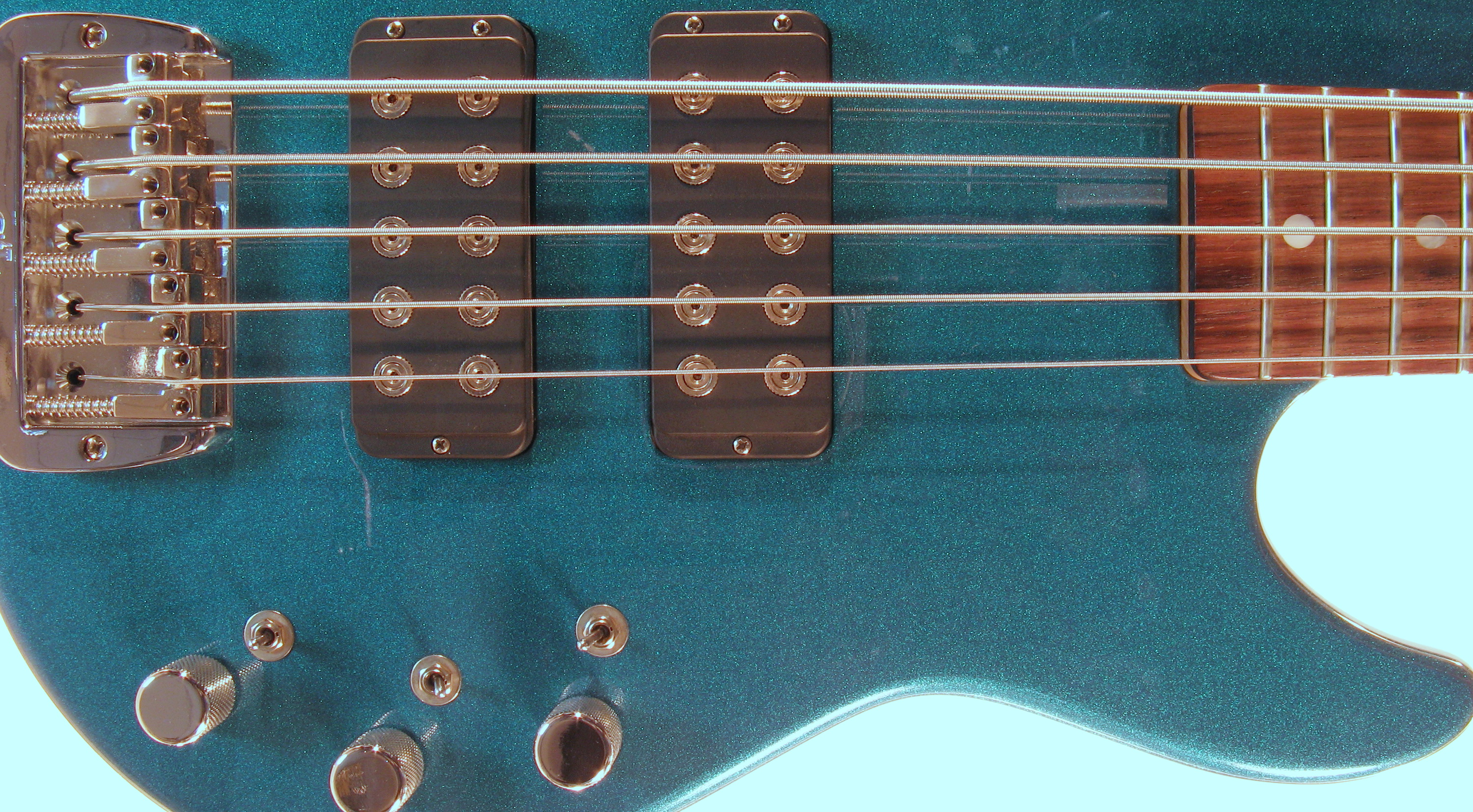 G&L L2500 FIVE STRINGS (Emerald Blue, rosewood) №CLF45360. Made in USA - Бас гитара пятиструнная 4