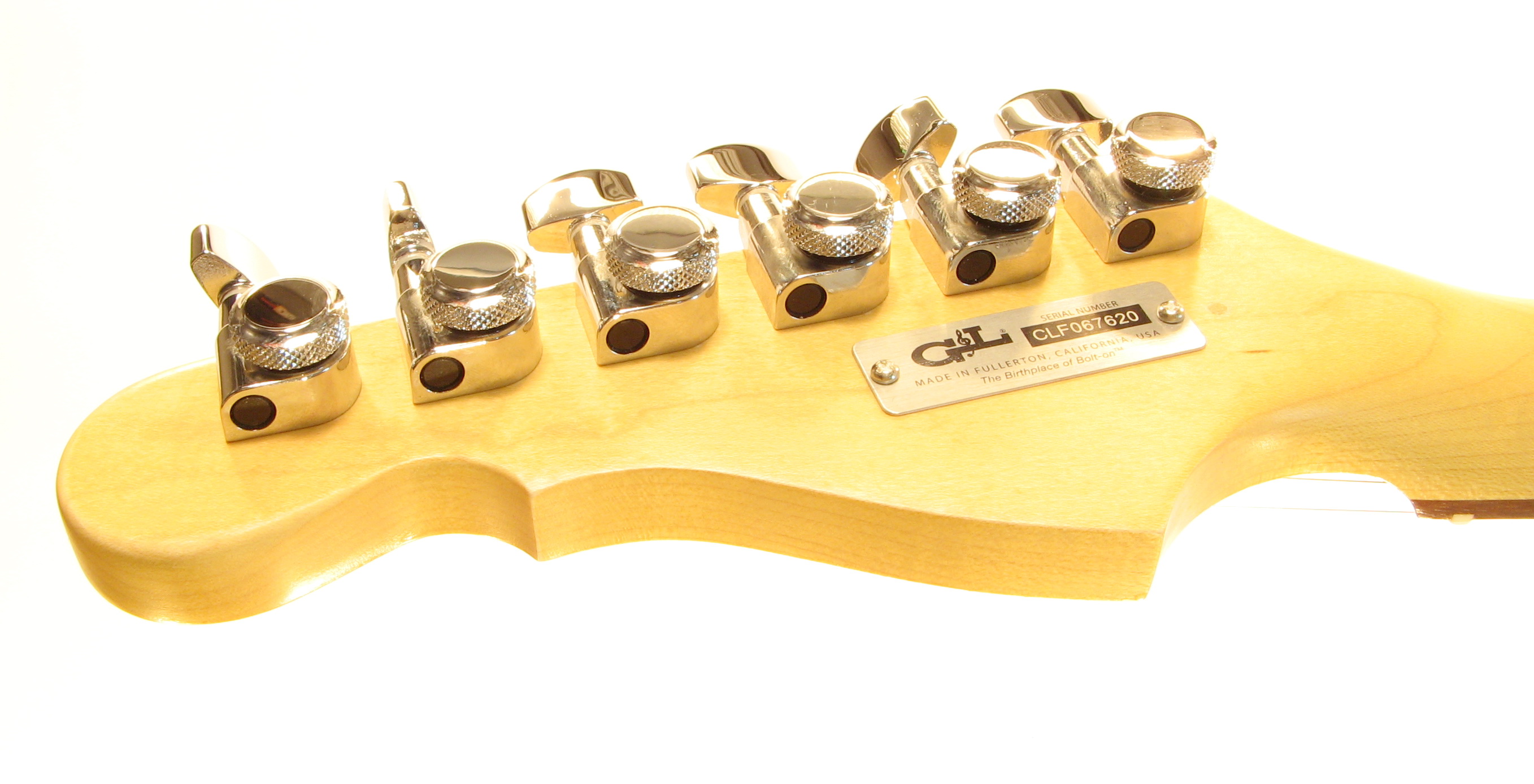 G&L LEGACY HB (Yukon Gold, rosewood, 3-ply Creme). №CLF067620. Made in USA - Электрогитара 7