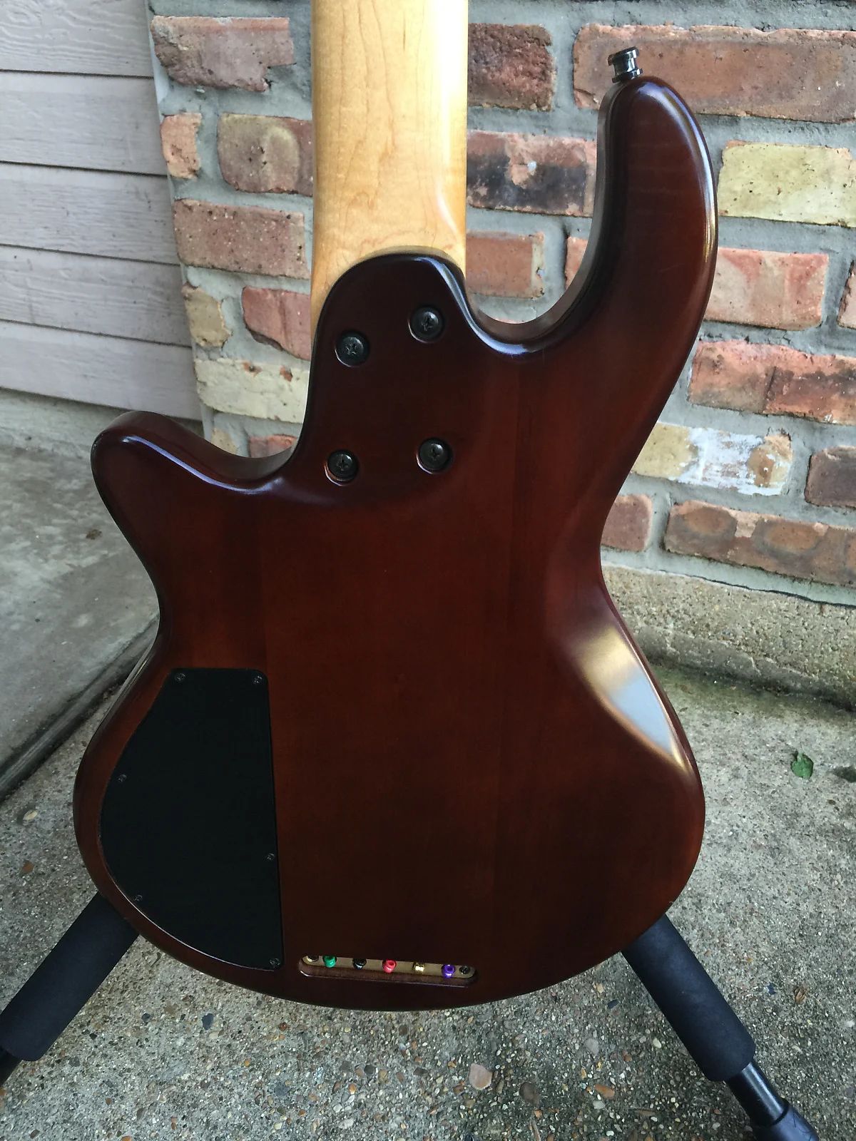 GODIN 019663 - FREEWAY 5 BASS Natural SG (Made in Canada) - п'ятиструнна бас-гітара 8