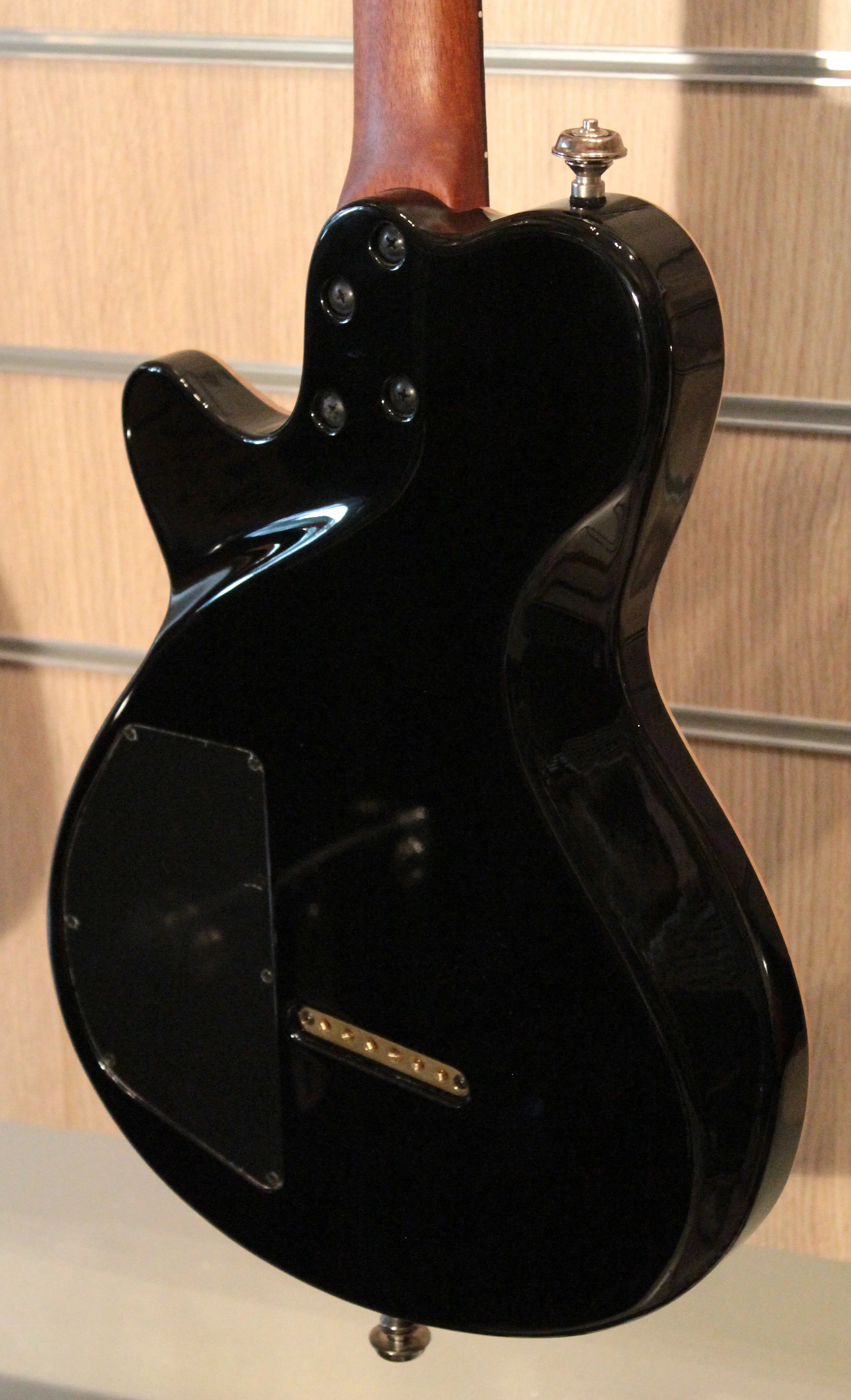 GODIN 021185 - LG SIGNATURE Trans Black Flame AA (Made in Canada) - Электрогитара 6