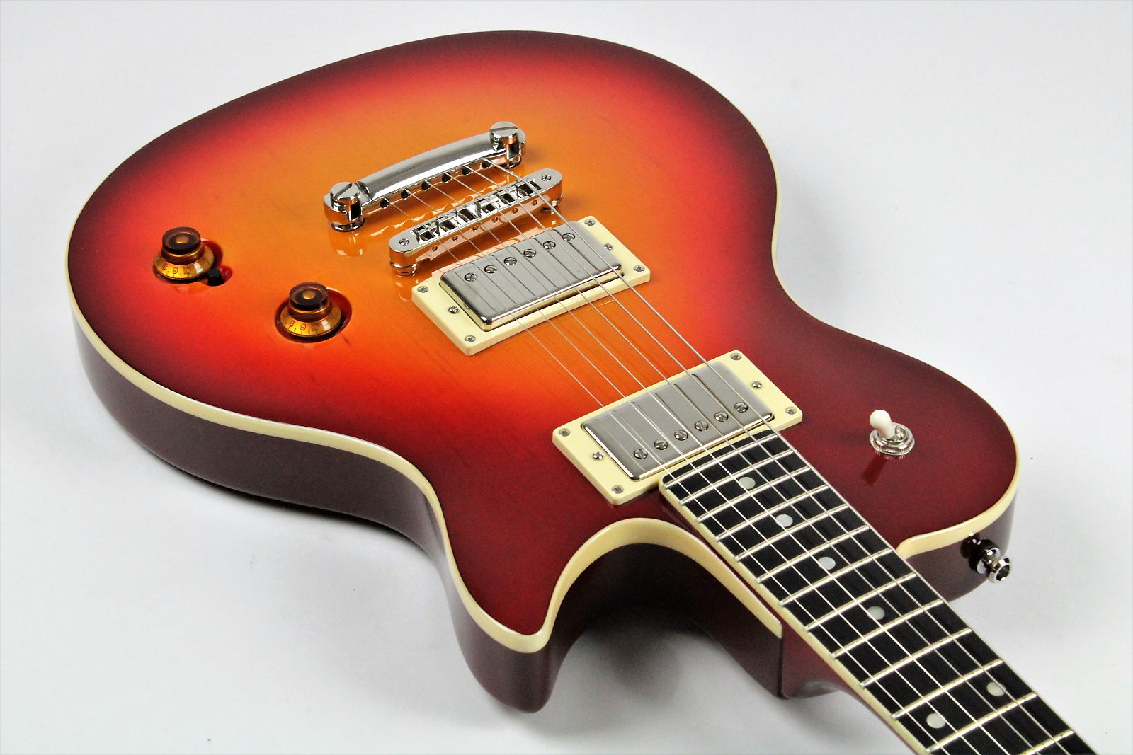 GODIN 041657 - Summit Classic HB Cherryburst HG with Bag (Made in Canada) - Электрогитара 8
