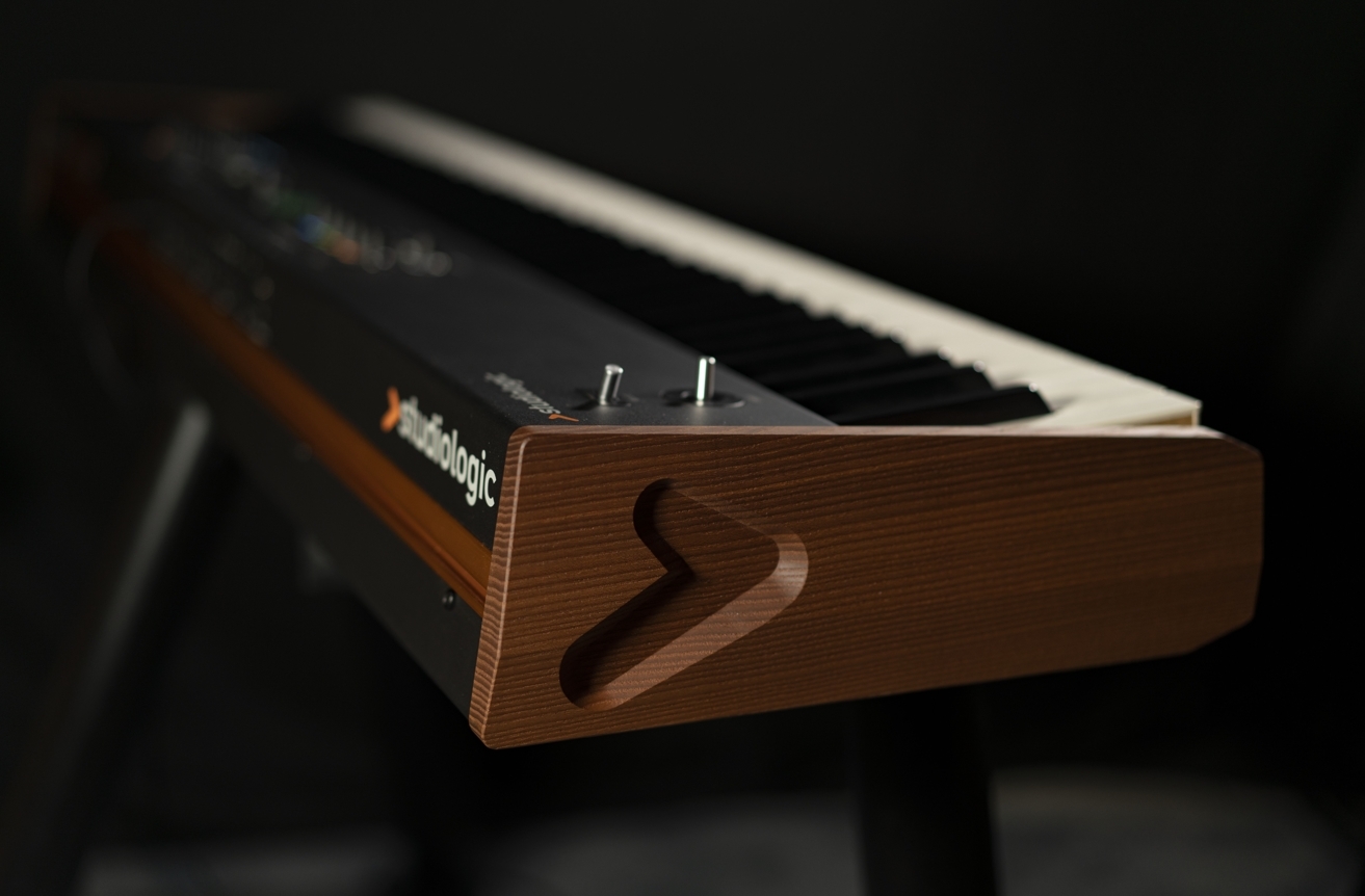 Сценічне піаніно Fatar-Studiologic NUMA X PIANO GT 4