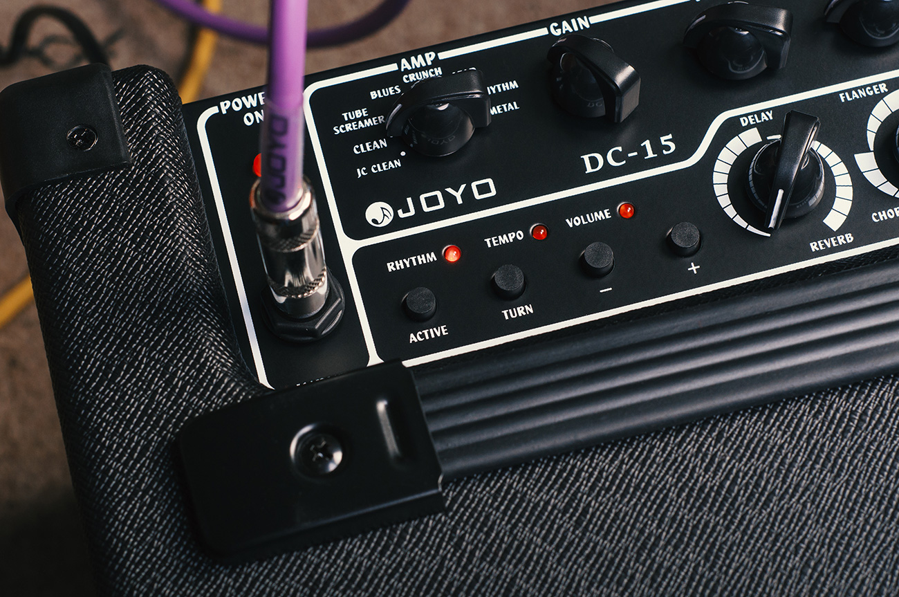 Комбопідсилювач для електрогітари Joyo DC-15  9