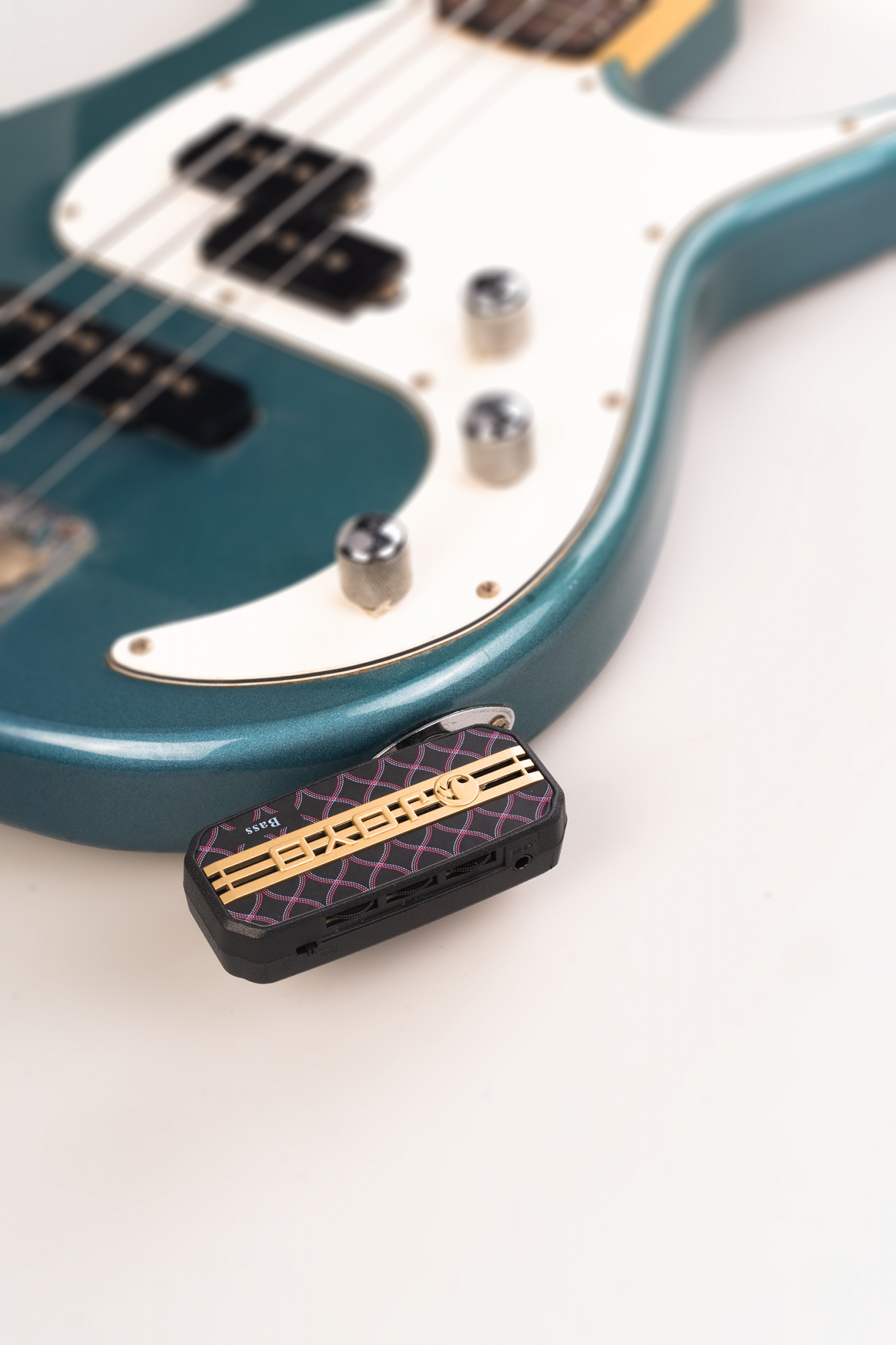 Міні-підсилювач для бас-гітари Joyo JA-03 Bass  6