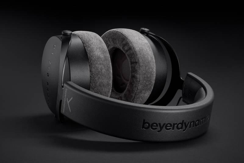 Студійні навушники Beyerdynamic DT 700 Pro X 2
