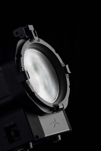 Театральний проектор з лінзою Френеля Sagitter HL Fresnel F2 Tungsten 9