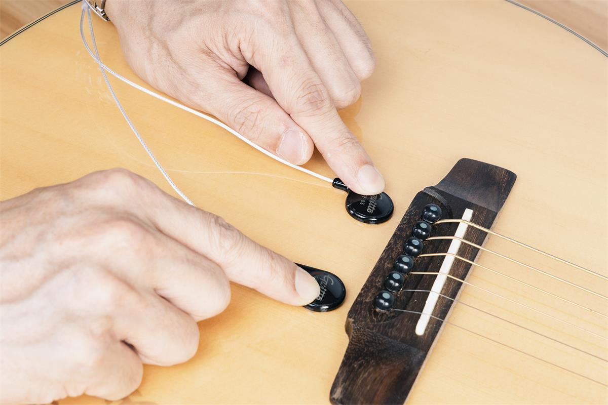 Звукознімач для акустичної гітари Guitto GGP-03  10