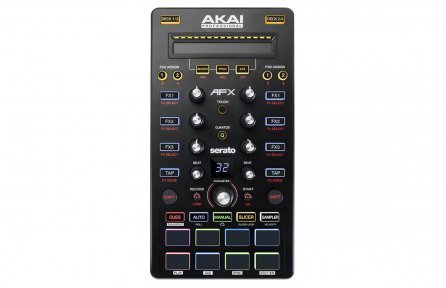Контроллер Akai AFX