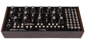 Синтезатор аналоговий Moog MOD-MOTHER-032