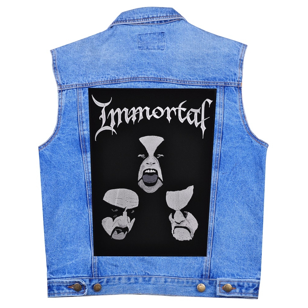 Нашивка наспинна Immortal