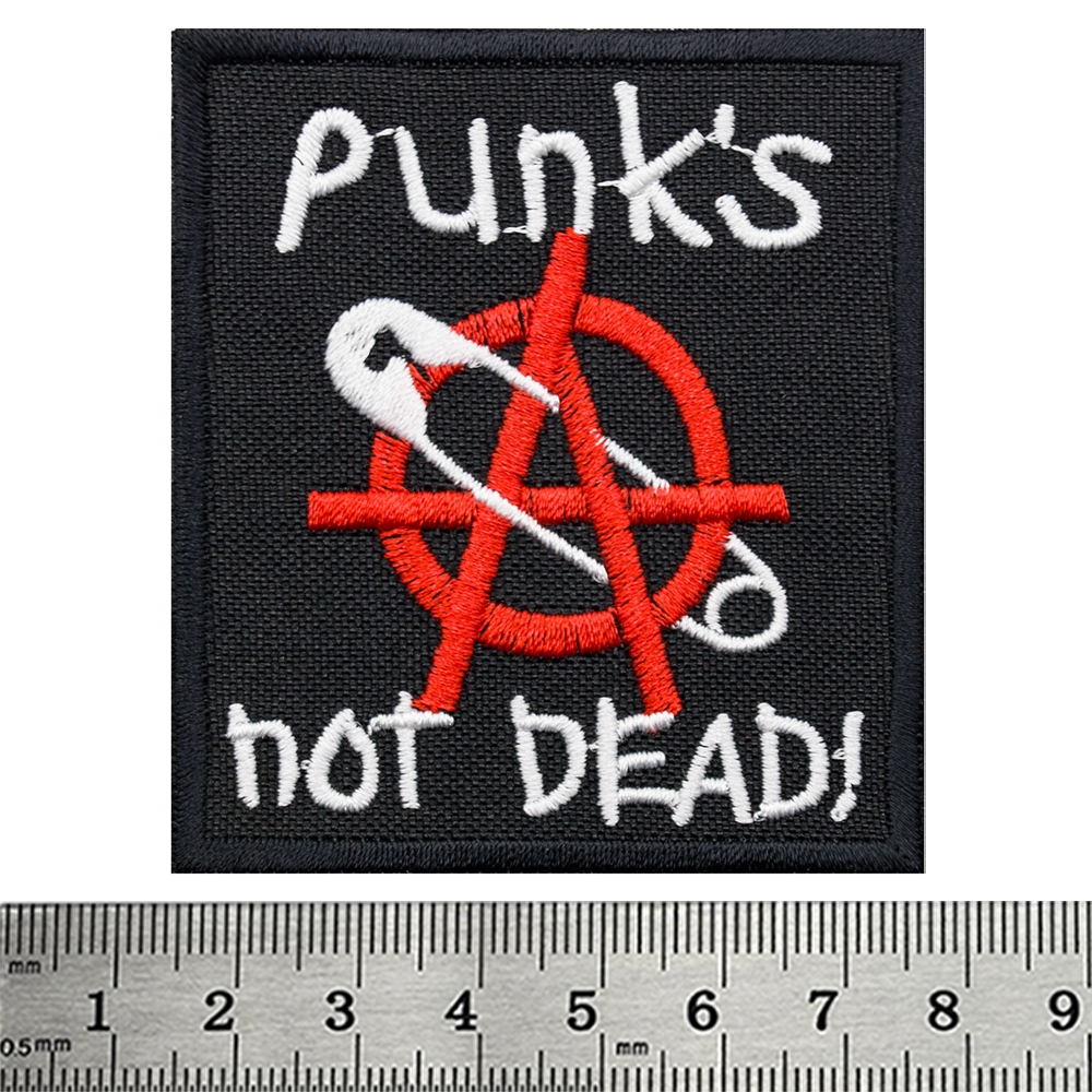 Нашивка Punk’s Not Dead (анархія зі шпилькою) (pt-041)