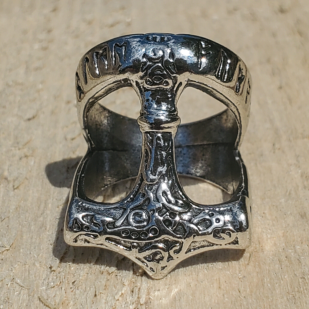 Перстень (aer-008) Молот Тора (роздвоєне кільце з рунами), Размер (диаметр, мм) Размер 21